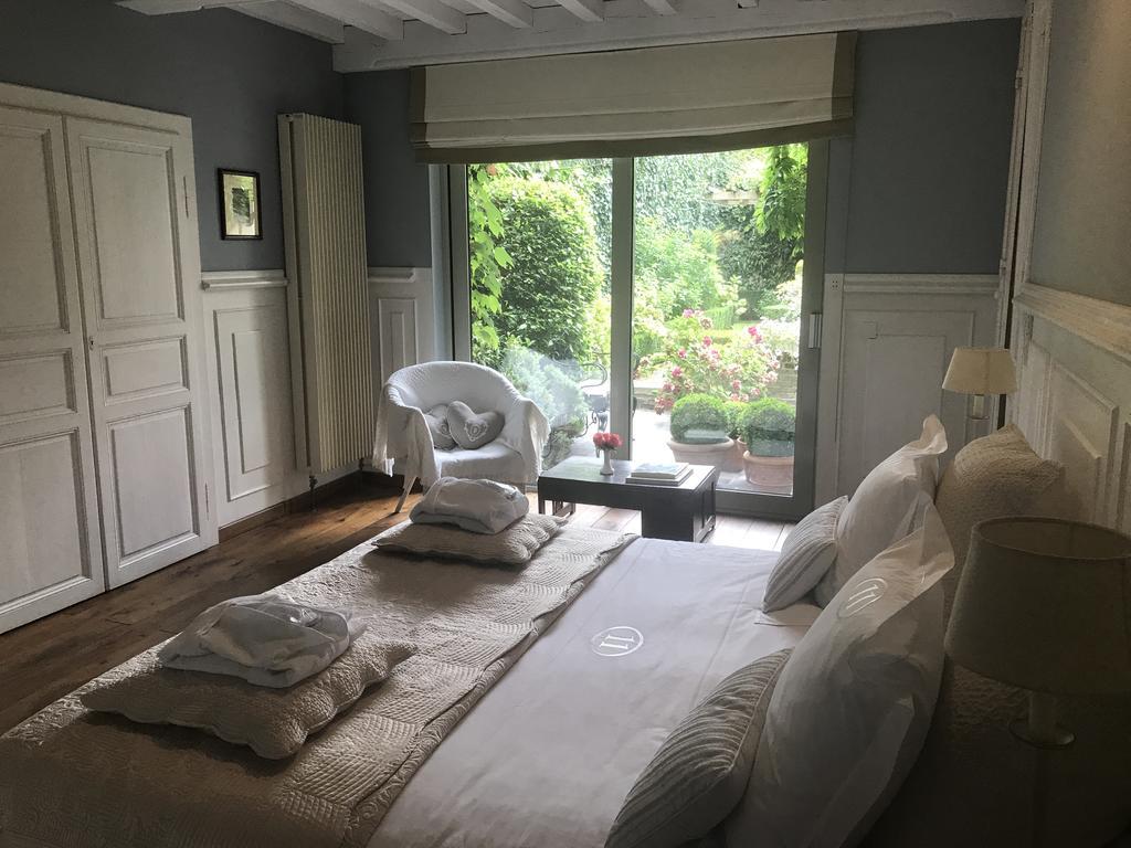 Number 11 Exclusive 4* Brugge